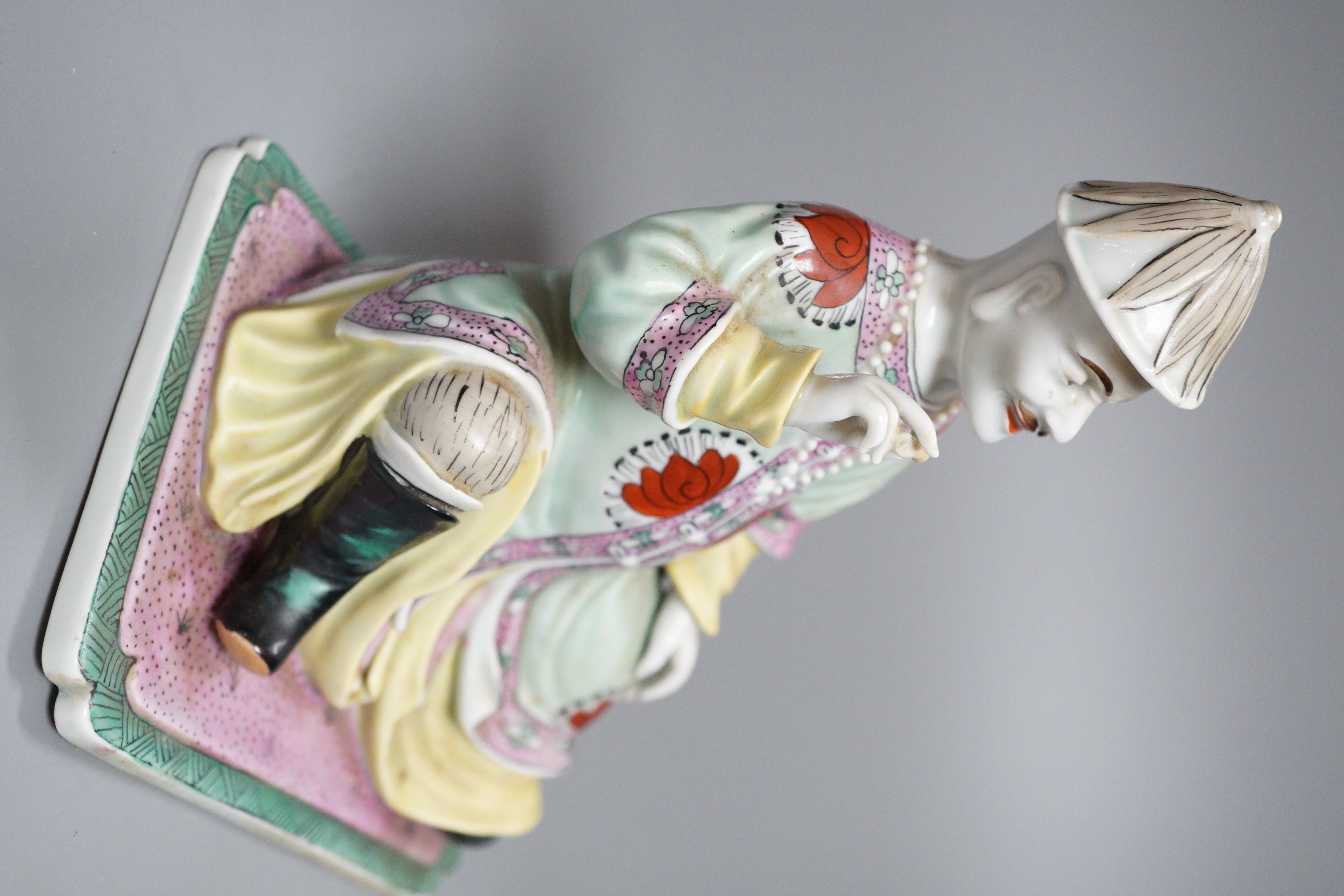 A Samson porcelain figure of a Chinese gentleman, 17cm